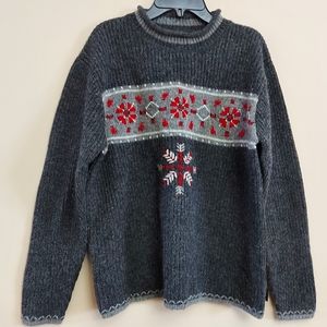 Woolrich wool snowflake sweater Gray white and red Size Medium